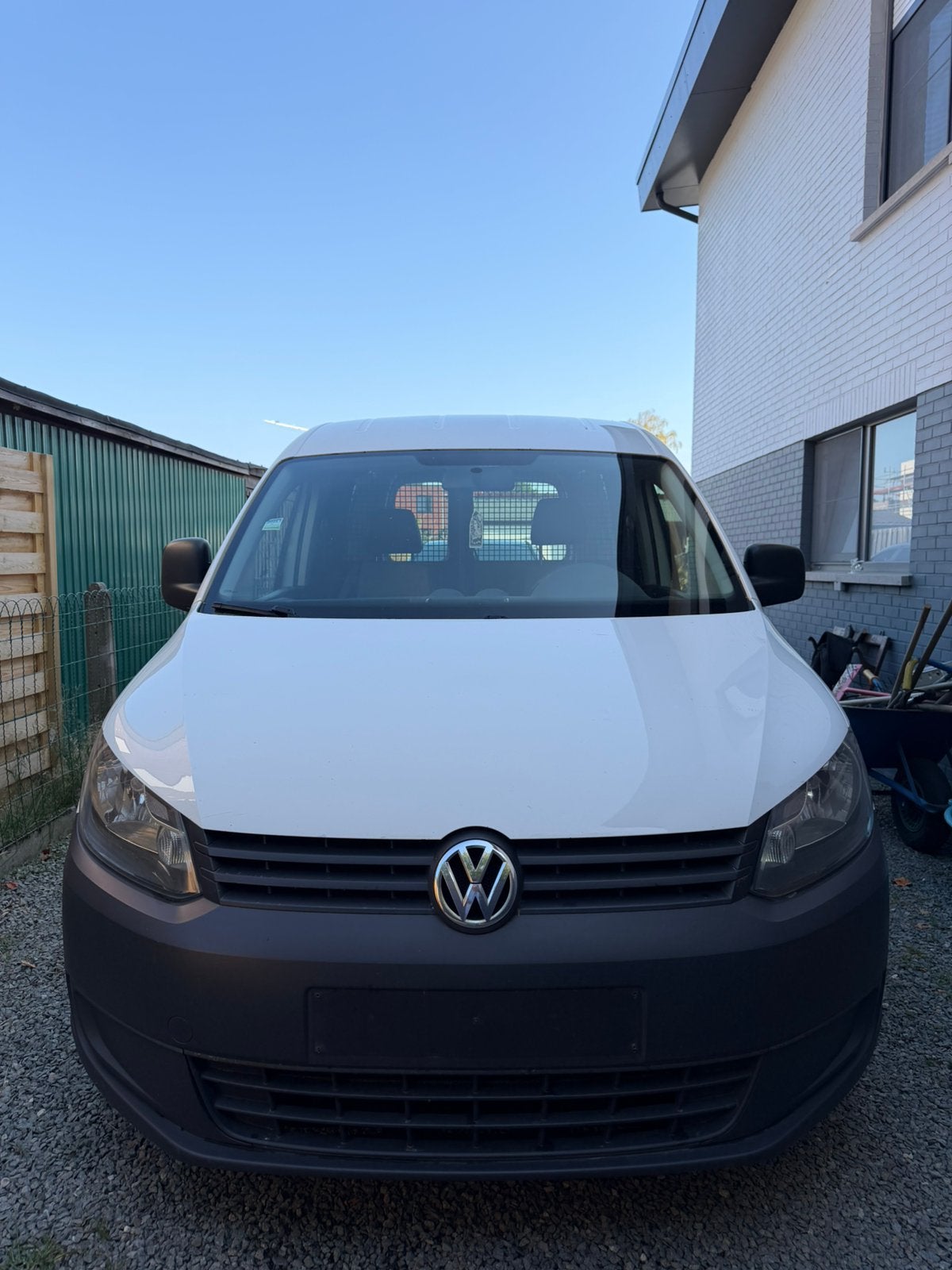 VW Caddy Light Cargo 1.6 TDI économique et prêt à emménager, 2 places, Noir, Diesel, Particulier