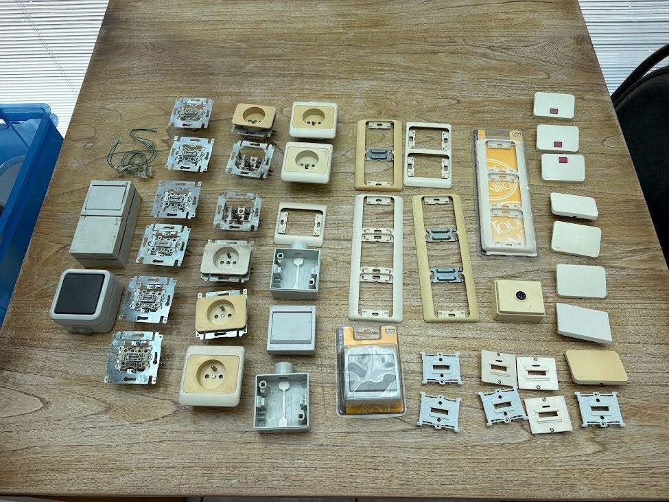 Assortiment Niko PR20, Enlèvement ou Envoi, Utilisé, Autres types