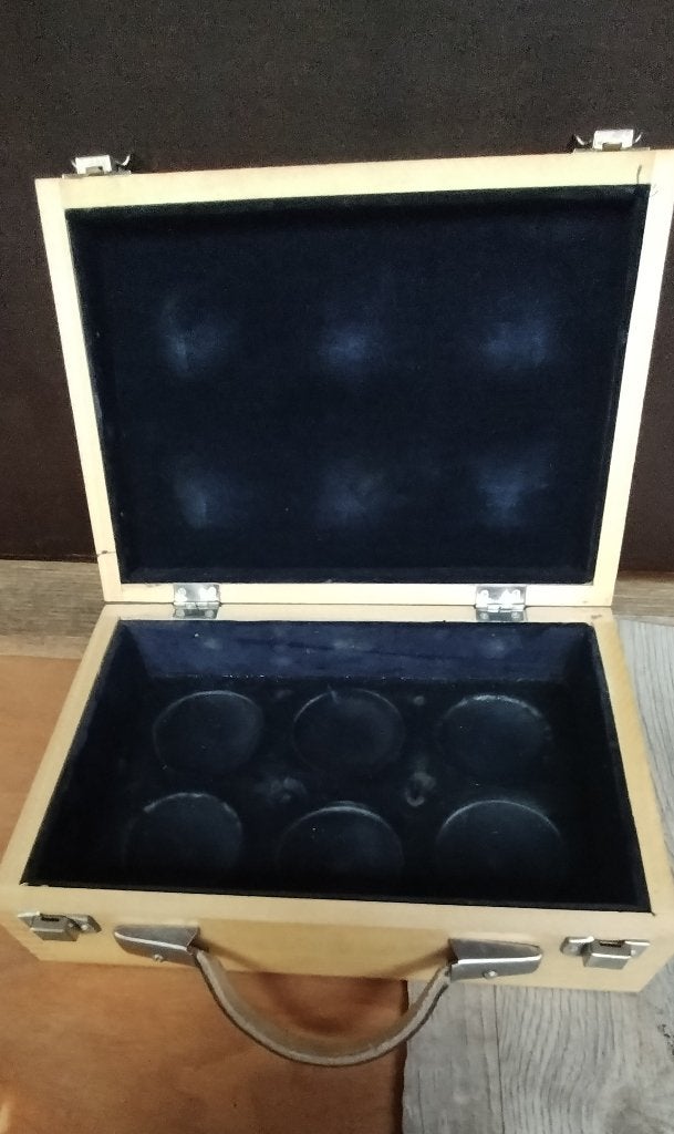 Opbergkoffertje voor petanqueballen, Ophalen