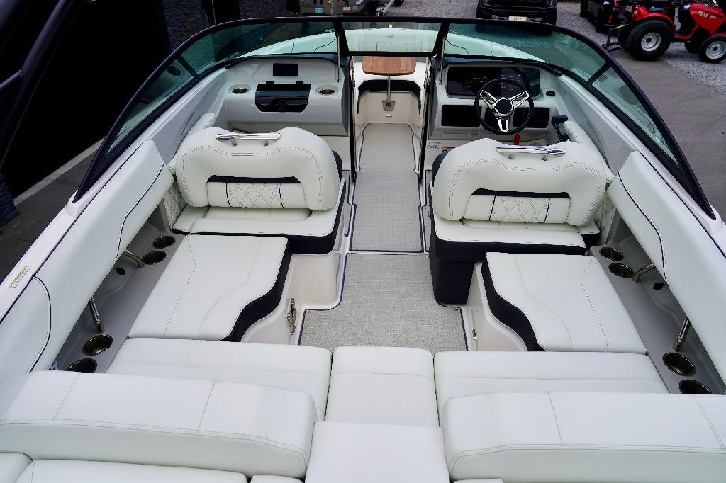 Regal LS2, Benzine, Regal, Binnenboordmotor, Ophalen of Verzenden
