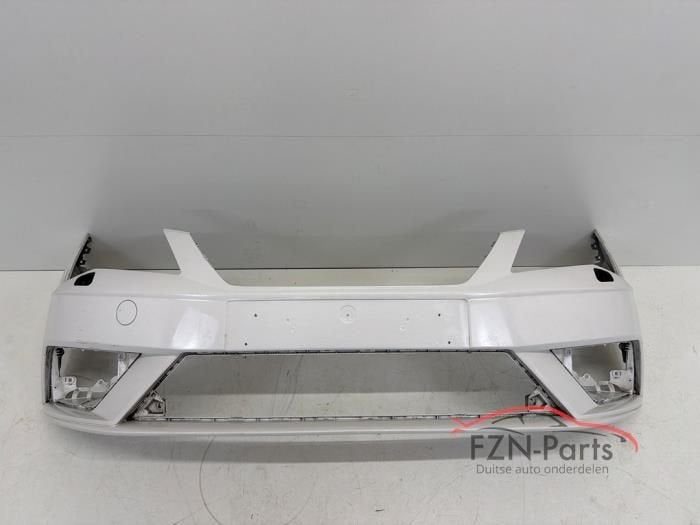 Seat Leon 5F Facelift Voorbumper Wit KLS (5F0807221R), Auto-onderdelen, Ophalen of Verzenden, Gebruikt, Voor, Bumper