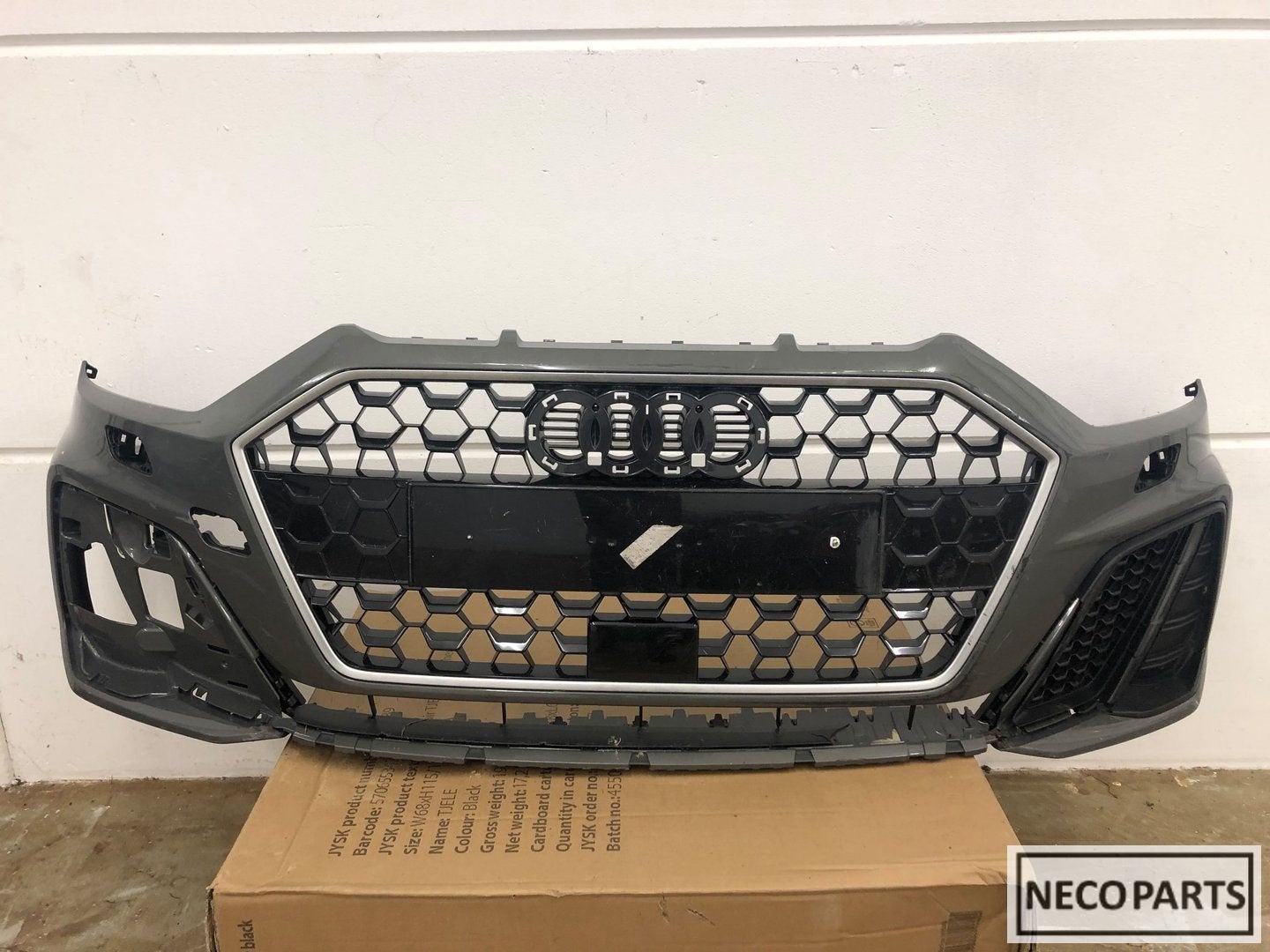 Audi A1 82a s-line bumper voorbumper grill 2018-, Auto-onderdelen, Gebruikt, -, Voor, -
