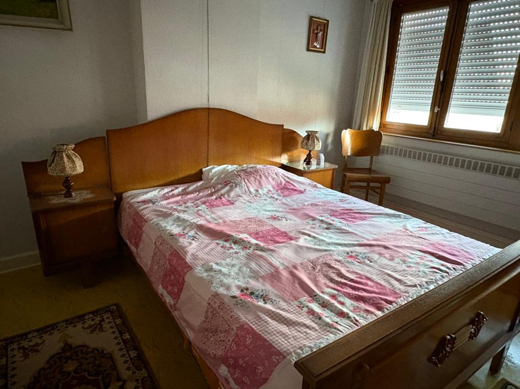 Vintage massief houten complete slaapkamer, Antiek en Kunst, Ophalen