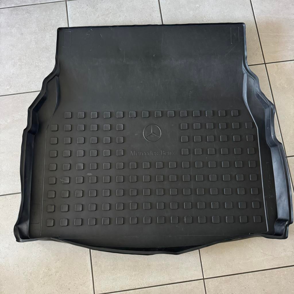 Tapis de coffre Mercedes w205, Enlèvement ou Envoi, Comme neuf