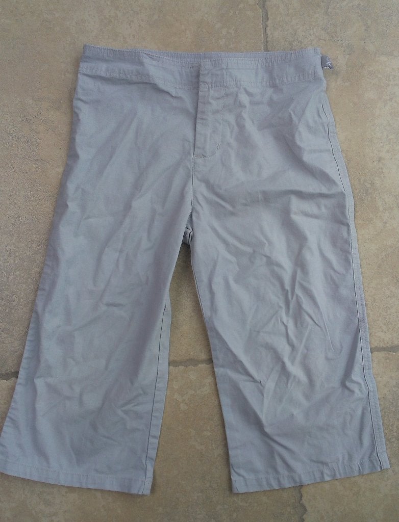 1 euro koopjes: American Outfitters: broek mt 104, Kinderen en Baby's, Broek, Gebruikt, Meisje, Ophalen of Verzenden
