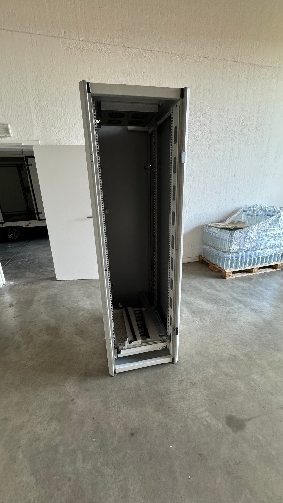 server patchkast, Computers en Software, Serverkasten, Ophalen of Verzenden, Gebruikt