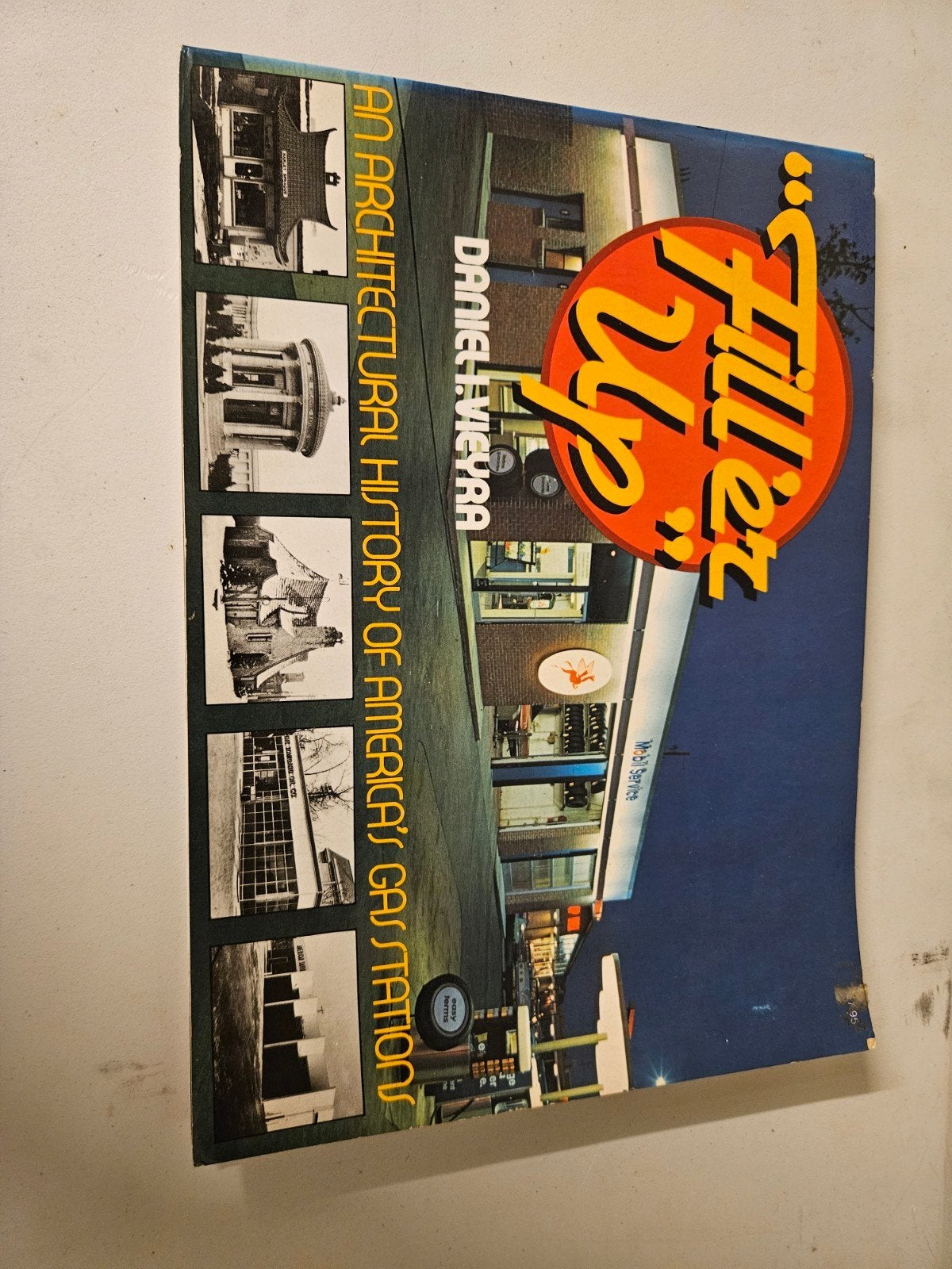 An architecture history of américain gas station, Livres, Art & Culture | Architecture, Enlèvement