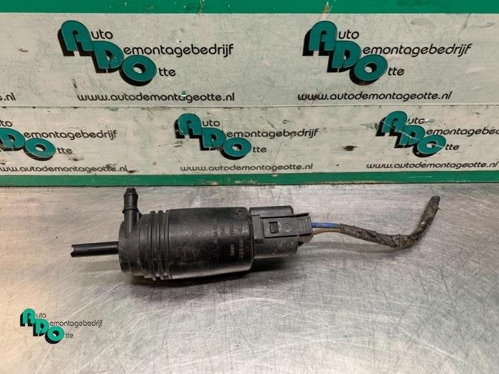 Pompe lave-glace avant d'un BMW 1-Serie (1-Serie 03-), -, 3 mois de garantie, Utilisé, -