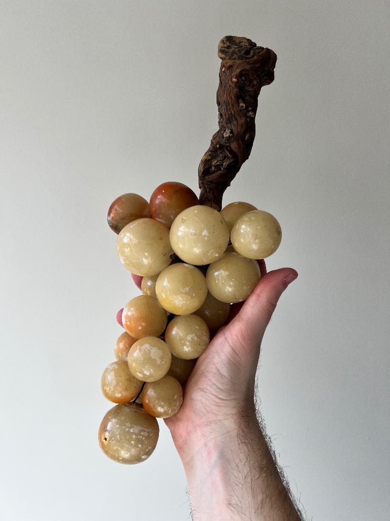 Oude albast druiventros 34cm, Ophalen of Verzenden