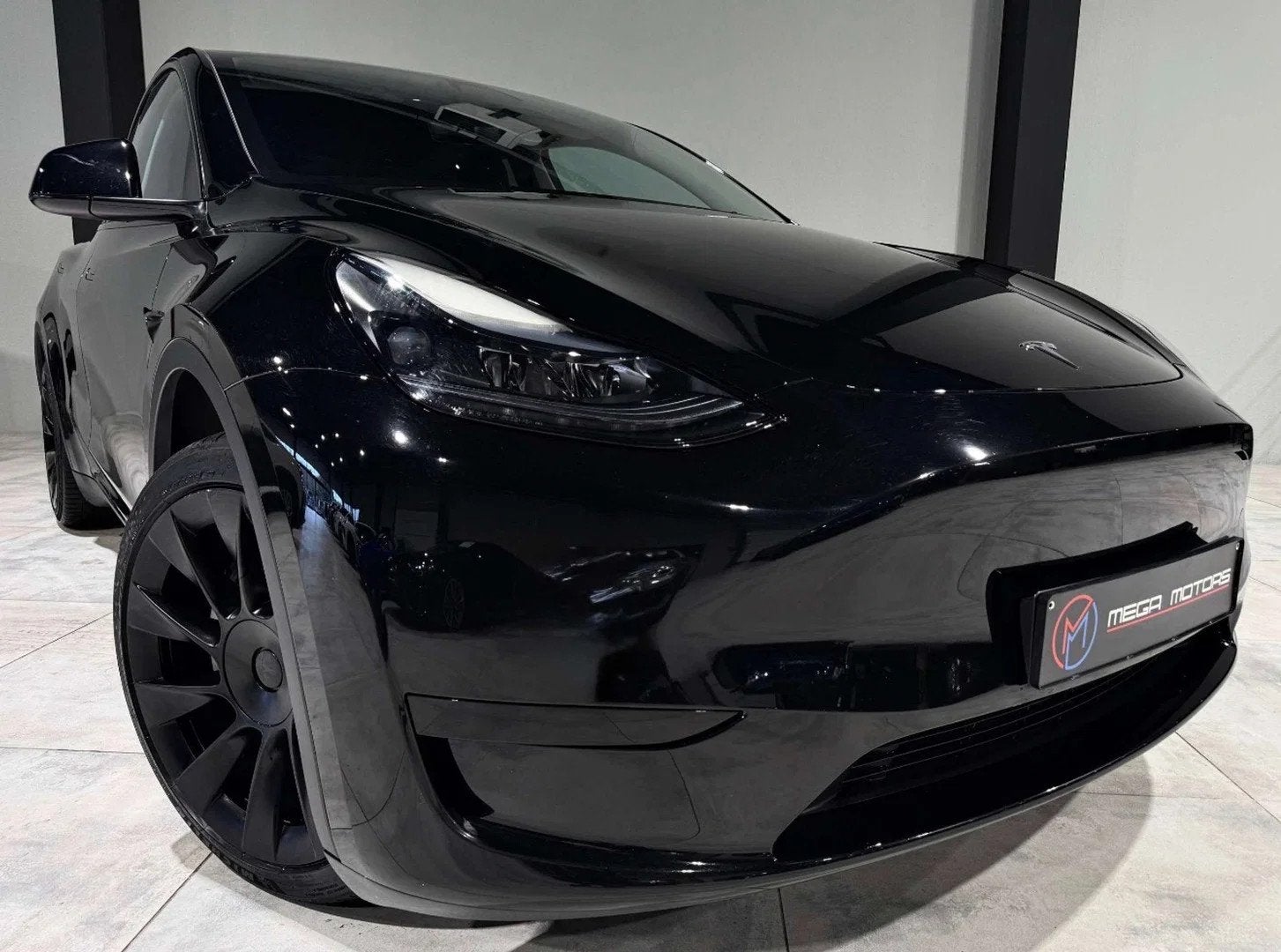 Tesla Model Y 300CV SR+ PREMiUM ! JA20" ! TVA-BTW iNCLUSiEF, Auto's, Tesla, Gebruikt, Zwart, https://public.car-pass.be/vhr/f4033973-fbab-4c48-b762-b69009ad0ec7