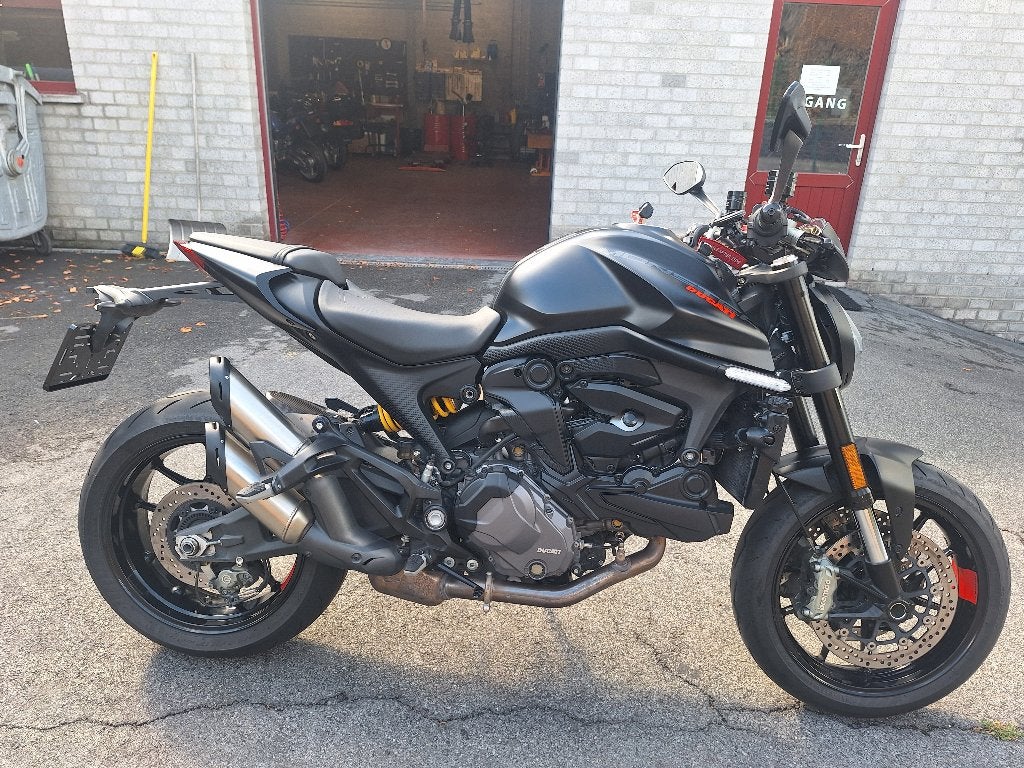 Ducati Monster Plus 937 en parfait état avec garantie, Motos, Motos raes, Permis Moto A, Entreprise, Occasion