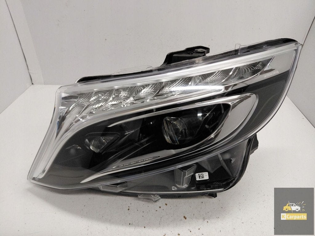 A4479061801, Mercedes V-Klasse W447 Lift Full Led ILS Zwart, Gebruikt, Mercedes-Benz AG, Mercedes-Benz, Mercedesstrasse 120
70372  Stuttgart, DE