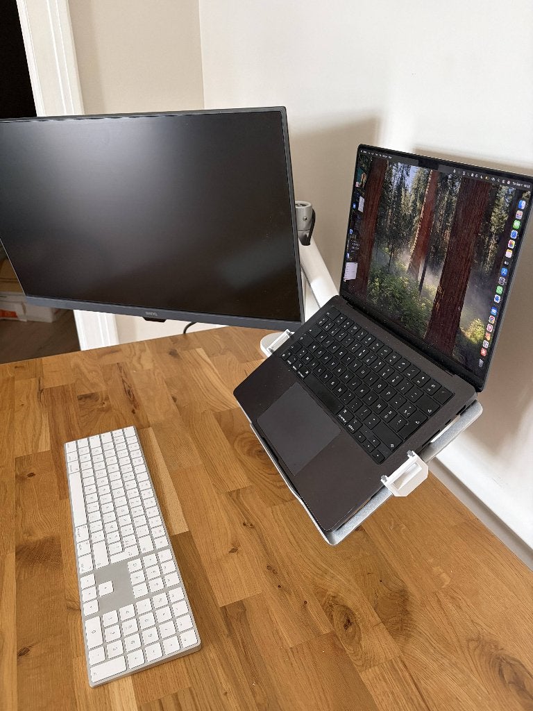 Alberenz 2-in-1 Monitorarm + Laptoparm – zilver/wit– tot 32", Ophalen of Verzenden, Zo goed als nieuw, 60 Hz of minder, In hoogte verstelbaar