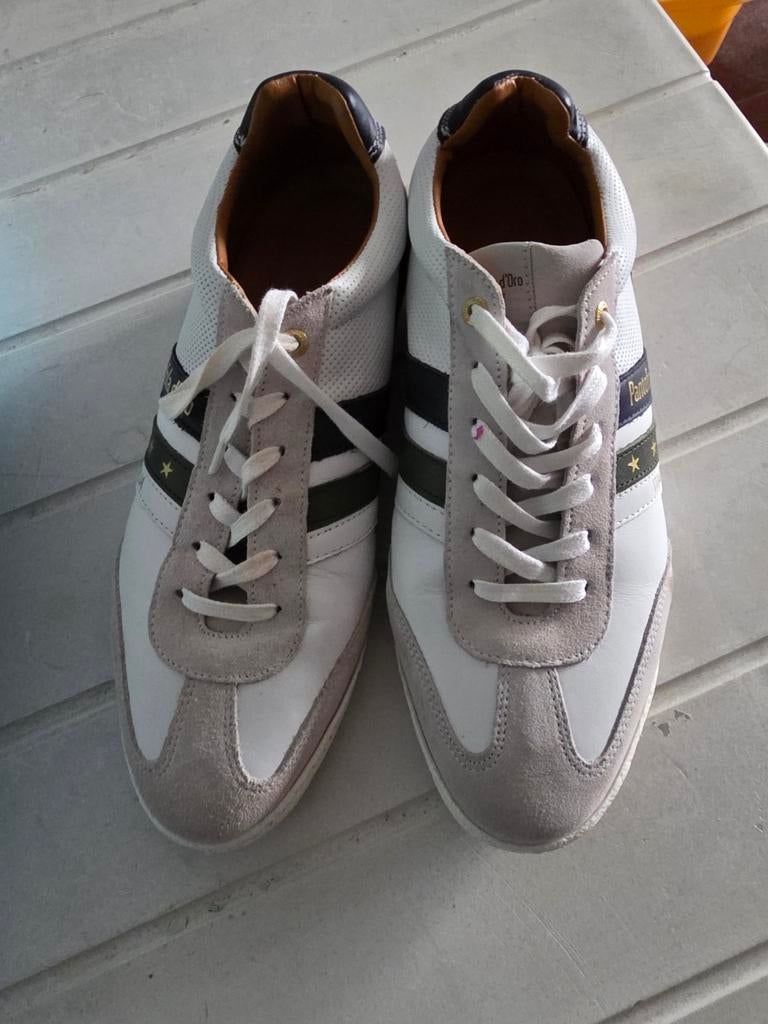 Chaussure homme Pantofola d'oro, Ophalen