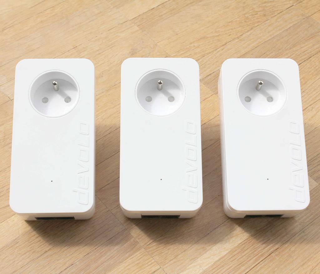 Devolo 550+ 3delige set voor snel netwerk via stroomkabel!, Computers en Software, Powerlines, Ophalen of Verzenden, Zo goed als nieuw