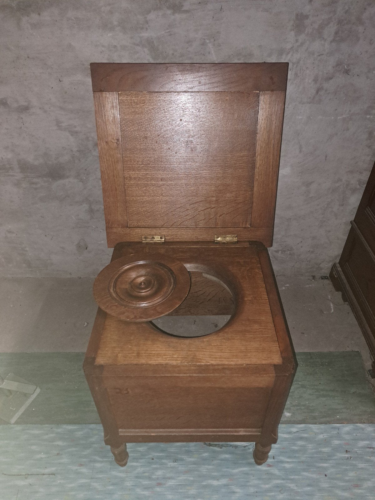 Armoire de toilette, Enlèvement