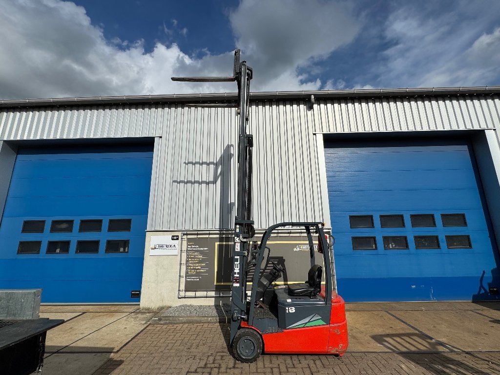 Chariot élévateur triplex électrique VS-22993 Heli CPD18, Enlèvement ou Envoi, Utilisé
