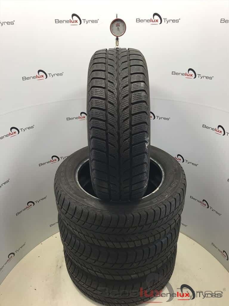winter 205/55R16 91H Uniroyal 205/55 R16 205/55/16 2055516, Auto-onderdelen, Ophalen, Gebruikt, -, Band(en)