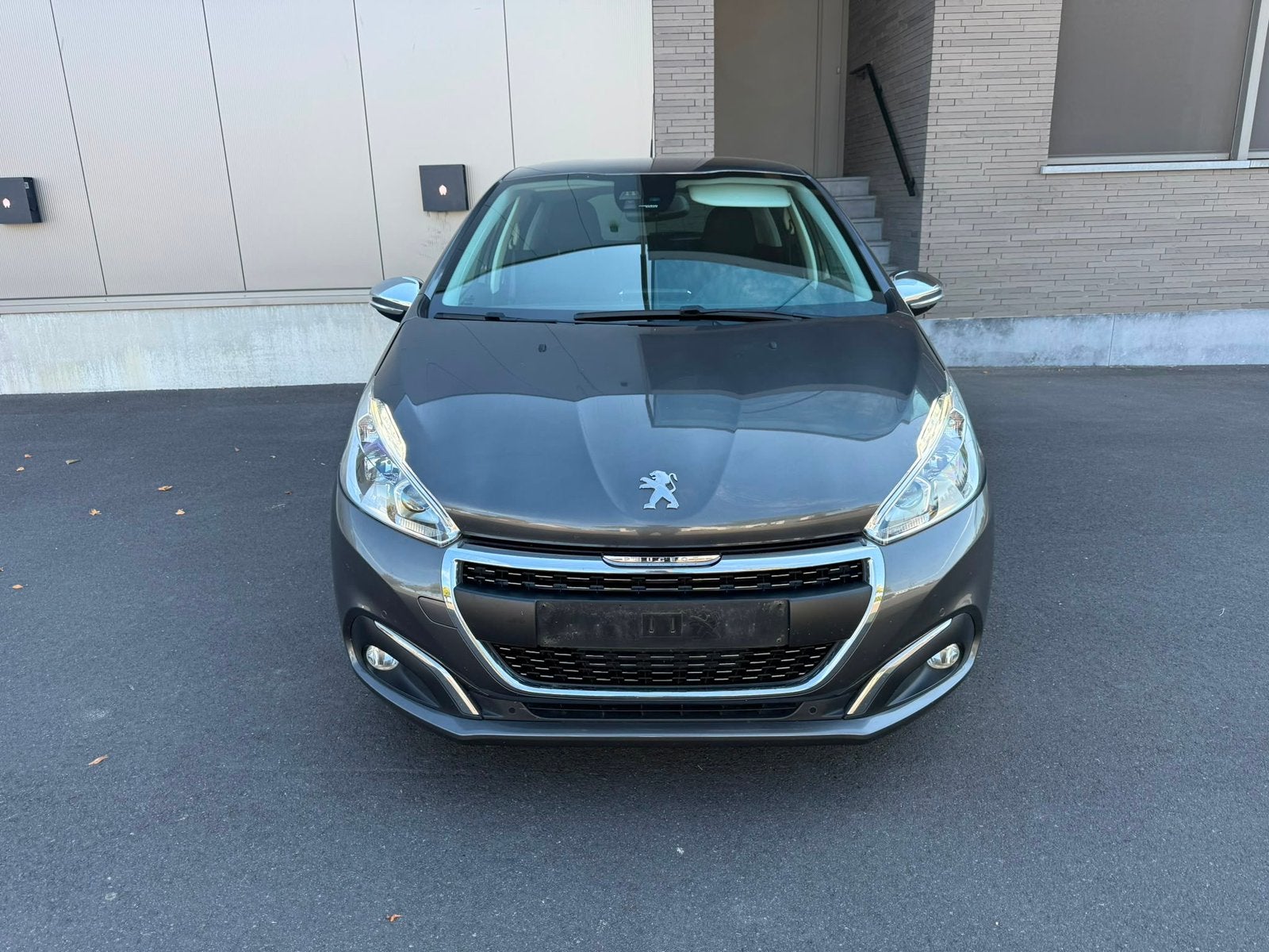 Peugeot 208 1.2 Essence | 2018 | 81 kW | 1er propriétaire, Autos, Argent ou Gris, Achat, Entreprise, Noir