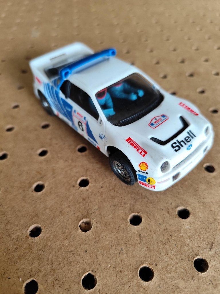 Voiture électrique  SCALECTRIX 1/32 FORD RS 200 4X4, Enlèvement, Comme neuf, Voiture