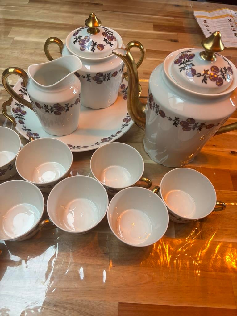 Tres ancien service 12 personnes de limoges B&C Bernardaud, Enlèvement