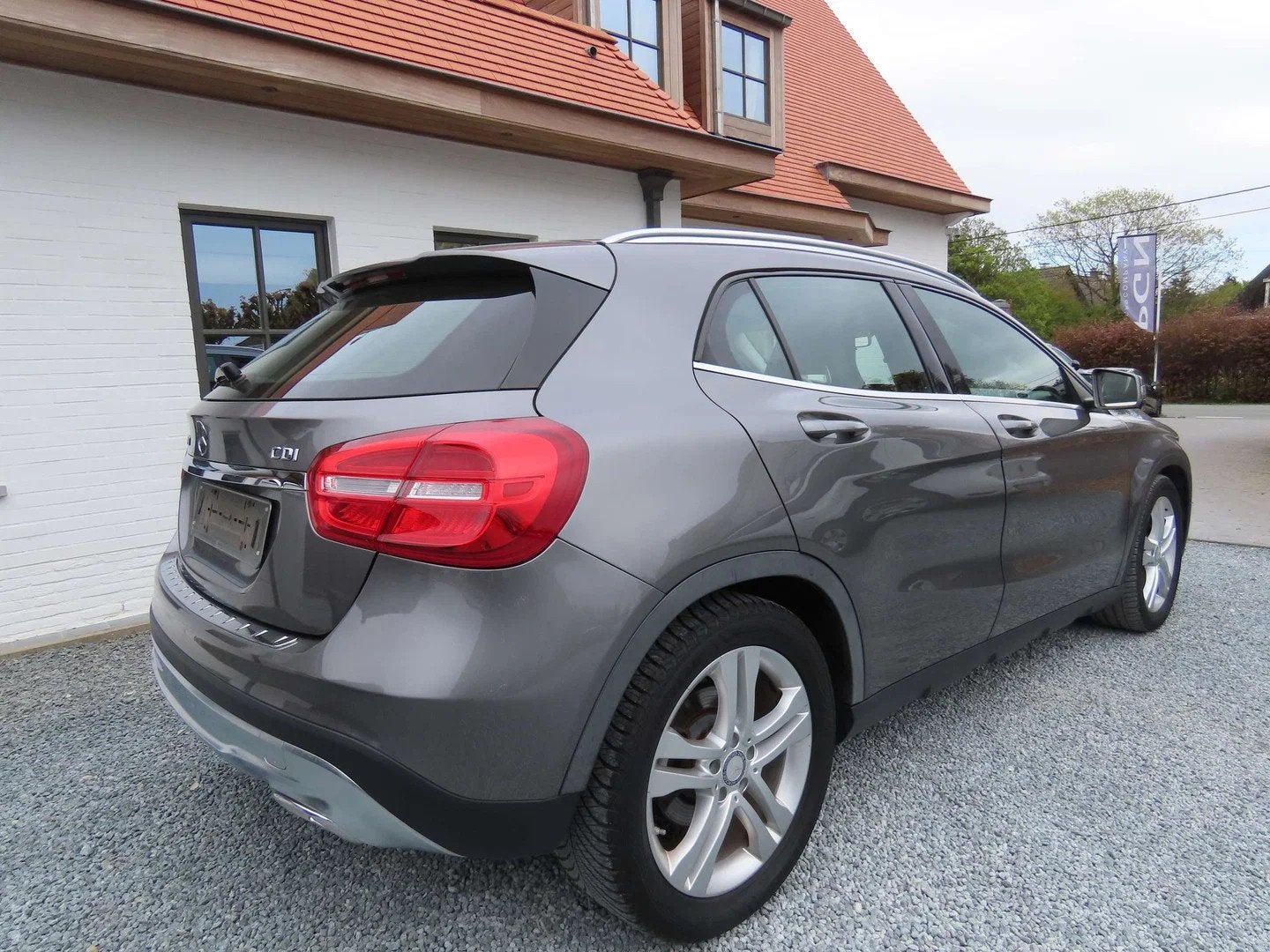 Mercedes-Benz GLA 200 GLA 200 d (automatique), Autos, Mercedes-Benz, 100 kW, Argent ou Gris, Achat, Euro 6