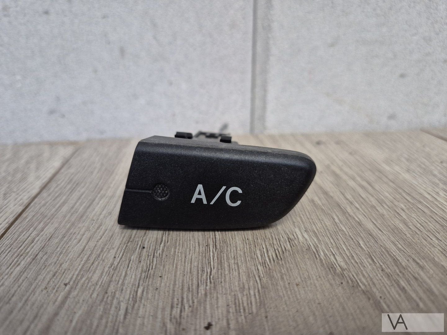Peugeot 107 Toyota Aygo Citroen C1 airco knop schakelaar €20, Gebruikt, -, -, Ophalen of Verzenden