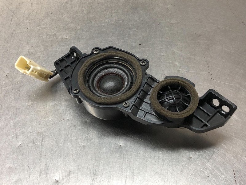HAUT PARLEUR / ENCEINTE Toyota Avensis Wagon (T27), Kundenbetreuung@toyota.de, Toyota, Utilisé, Toyota-Allee 2
50858  Köln, DE