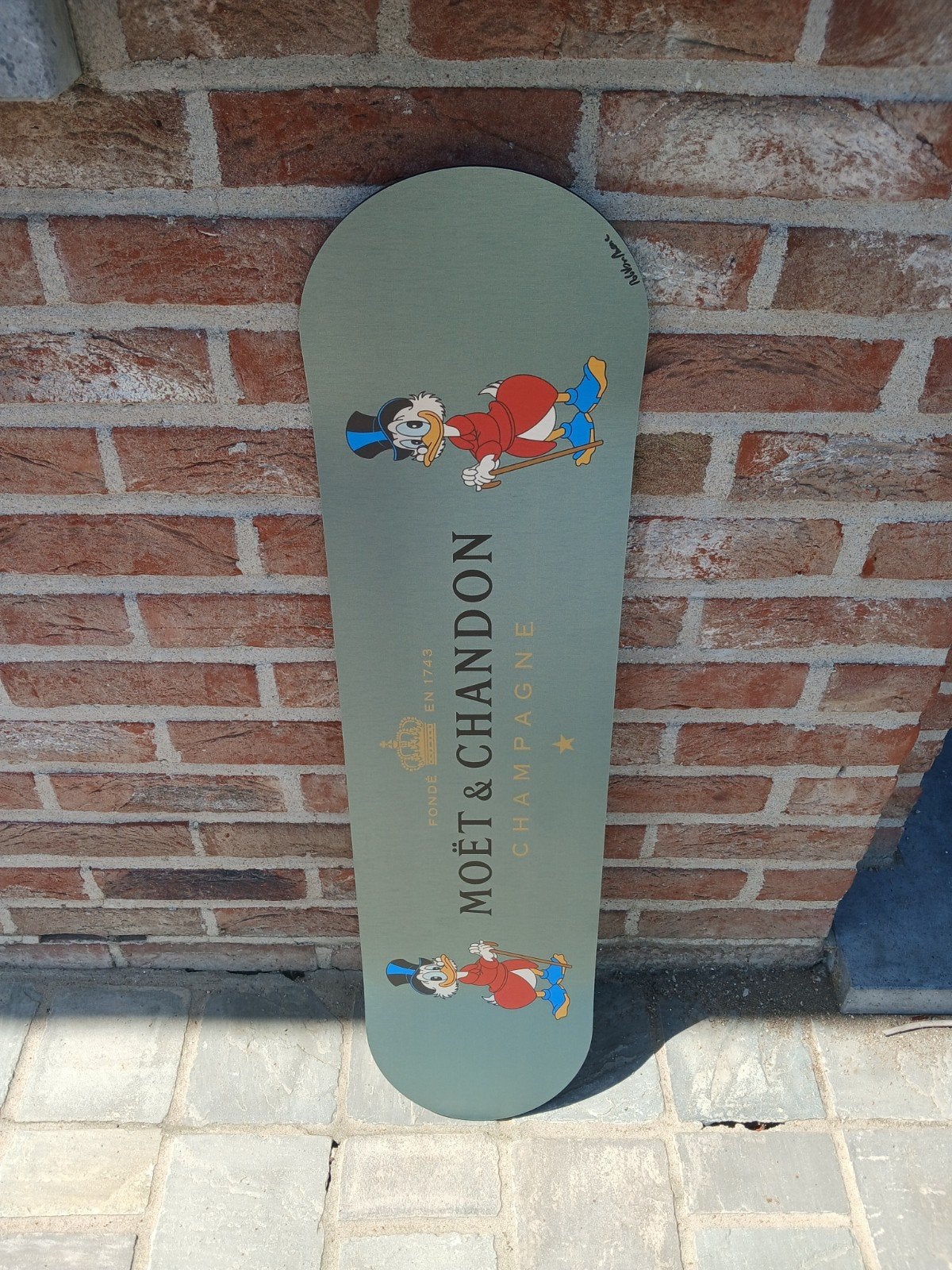 Kunst van rob van More skating bij  moet Shandong x scrooge, Antiek en Kunst, Kunst | Designobjecten, Ophalen, 80 cm, Object, Handgemaakt