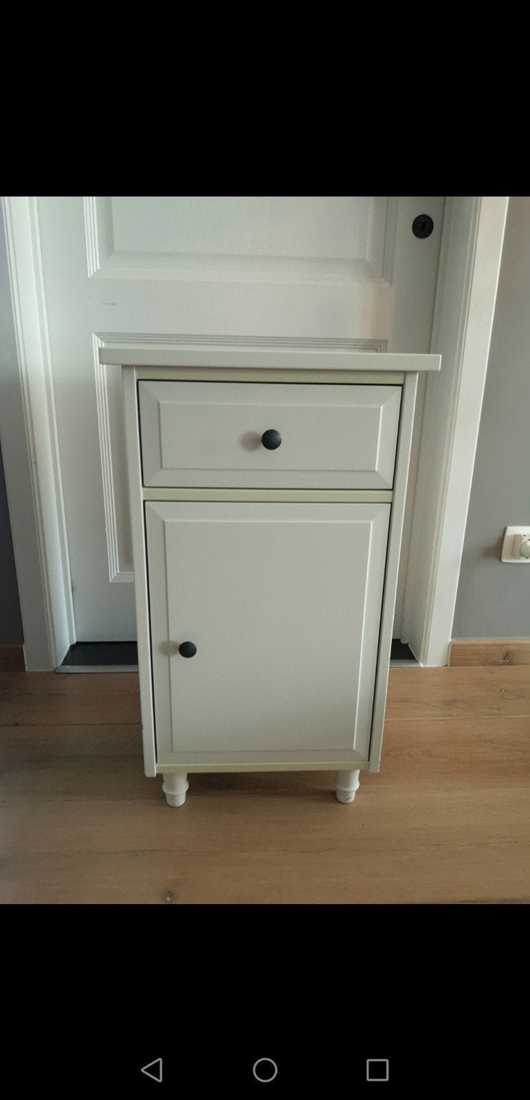 Table de chevet, Maison & Meubles, Chambre à coucher | Tables de chevet, Enlèvement