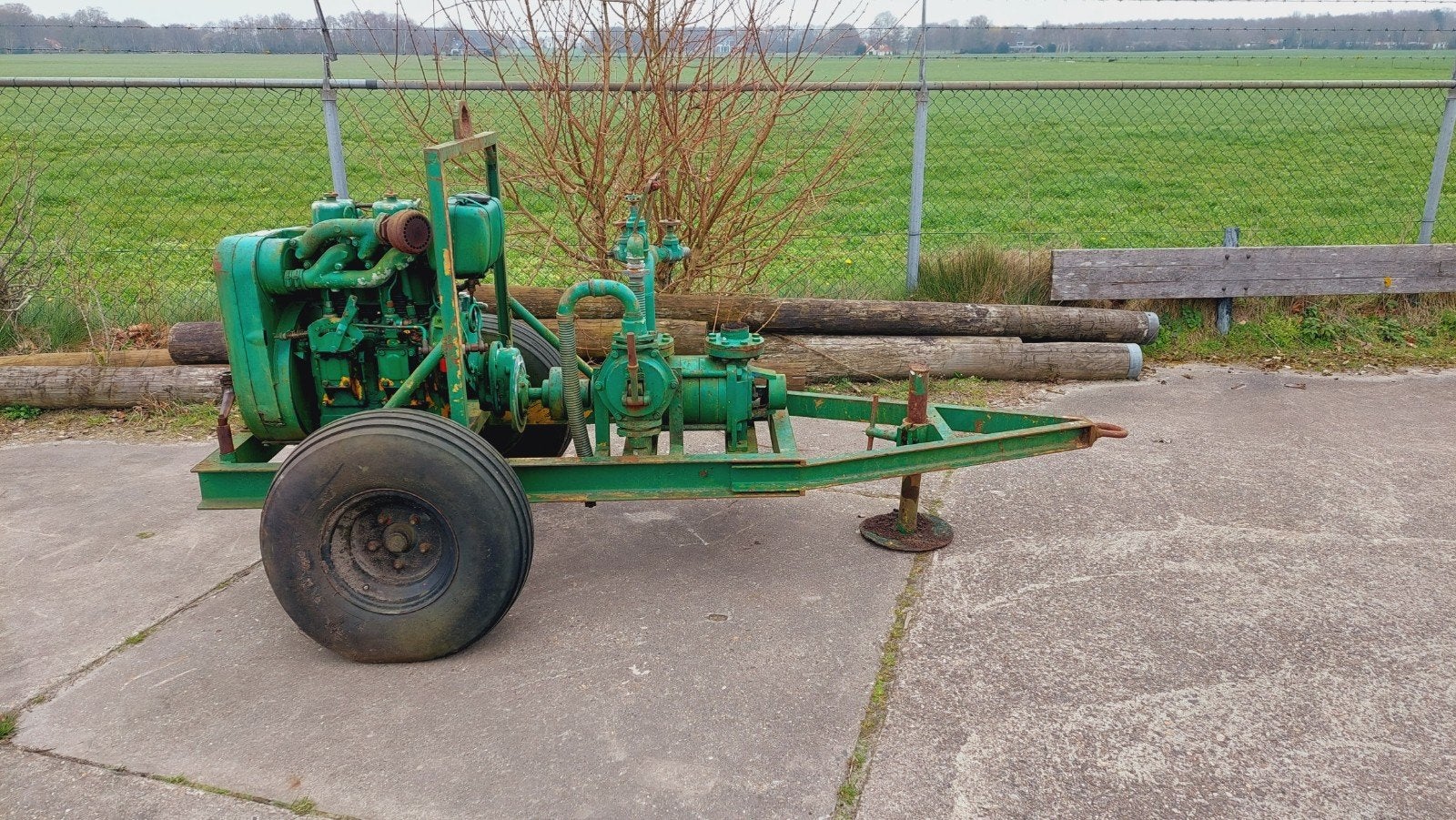 Waterpomp met dieselmotor, Zakelijke goederen, Ophalen
