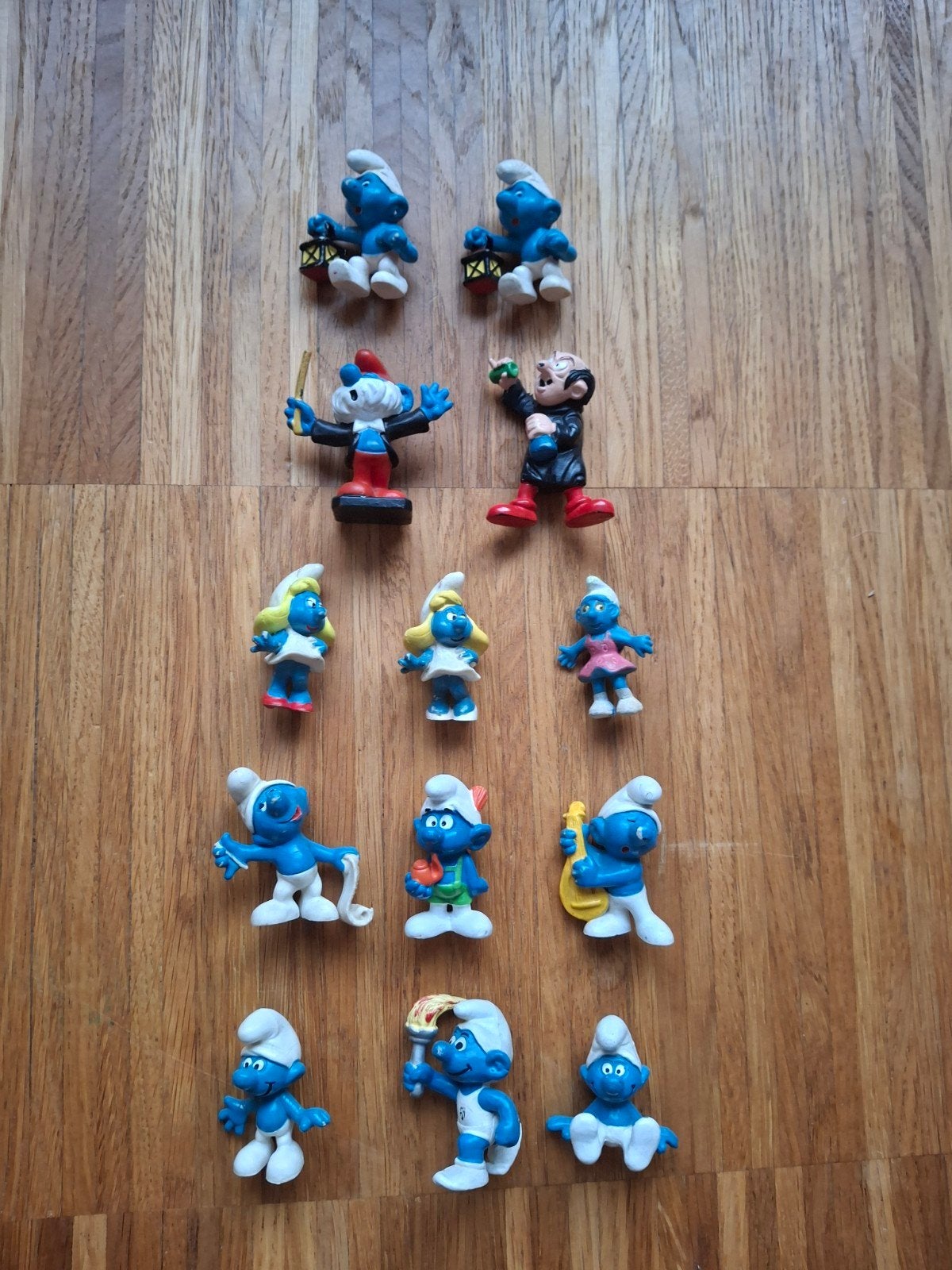 verschillende smurfen figuurtjes bully/ schleich, Collections, Schtroumpfs, Enlèvement, Différents Schtroumpfs