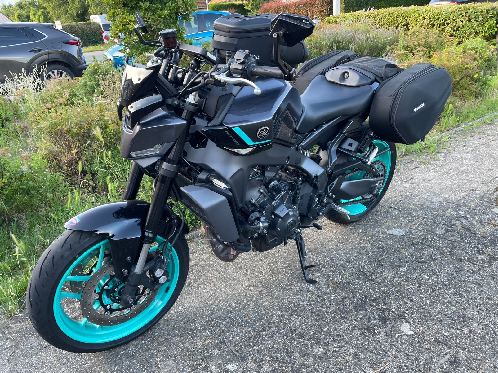 Tempête de verglas Yamaha MT09, Permis Moto A, Plus de 35 kW, 3 cylindres, Manuelle