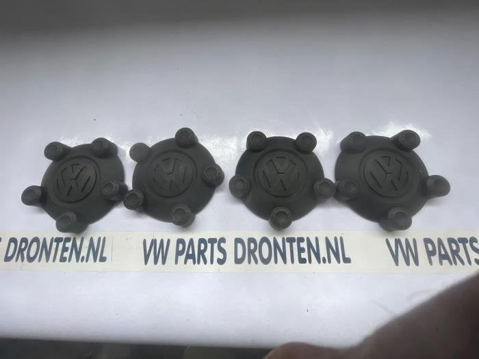 Enjoliveur moyeu d'un Volkswagen Caddy, Volkswagen, -, 3 mois de garantie, Utilisé