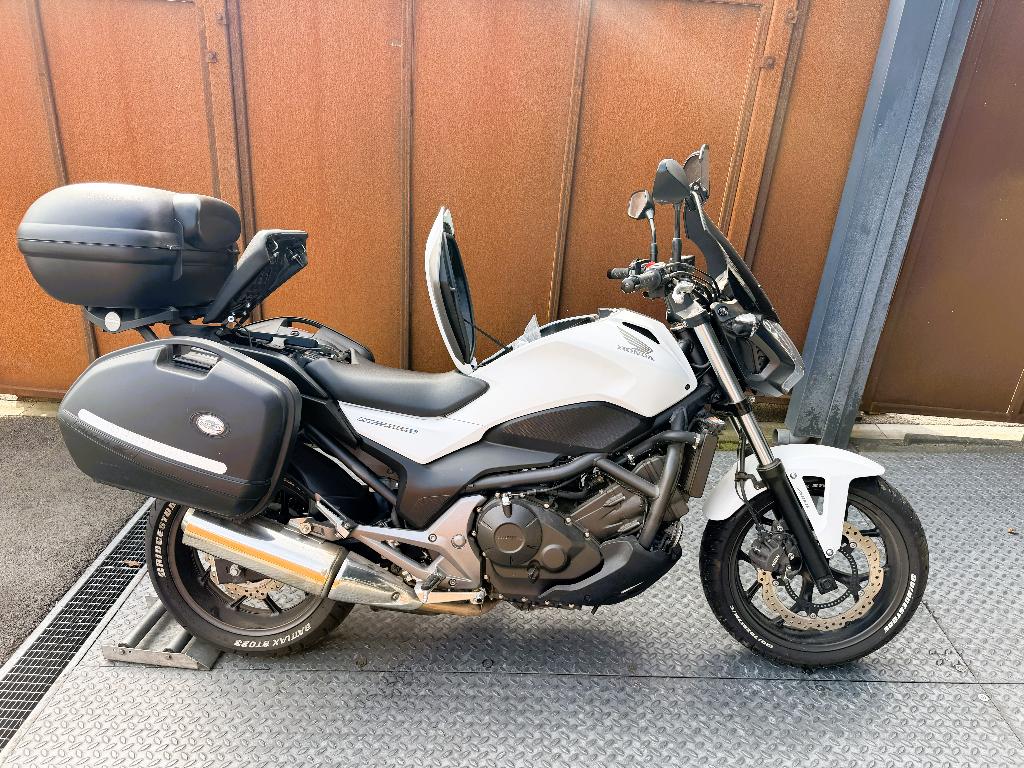 nc 750cm³ abs 2016 6100km garantie 1.2.3ans jhb, Motos, Motos | Honda, Permis Moto A, Entreprise, Plus de 35 kW, 2 cylindres