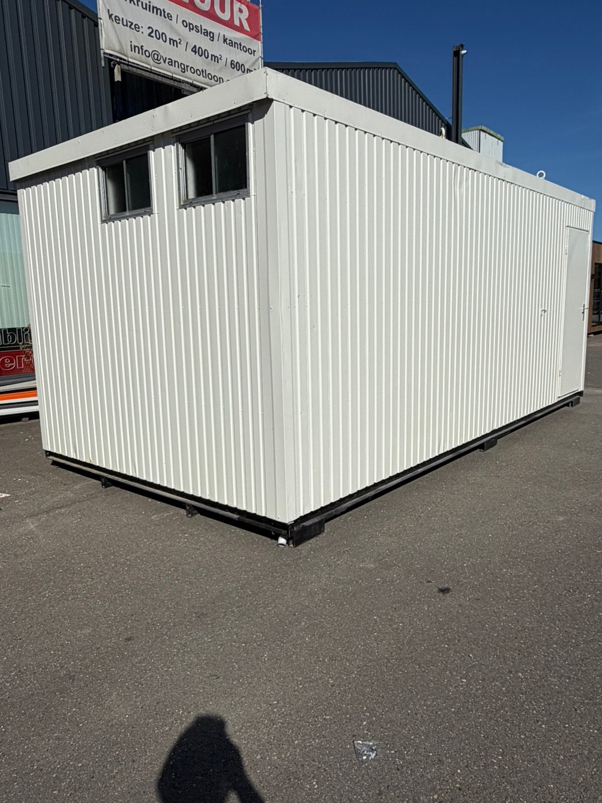CONTAINER 6M x 3M TE KOOP, Ophalen