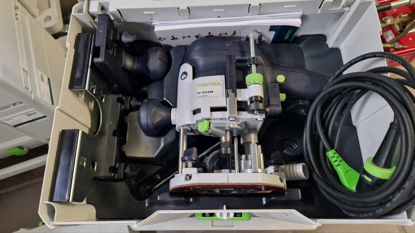 Festool of1010 bovenfrees in perfecte staat, Doe-het-zelf en Bouw, Gereedschap | Freesmachines, Ophalen of Verzenden, Zo goed als nieuw