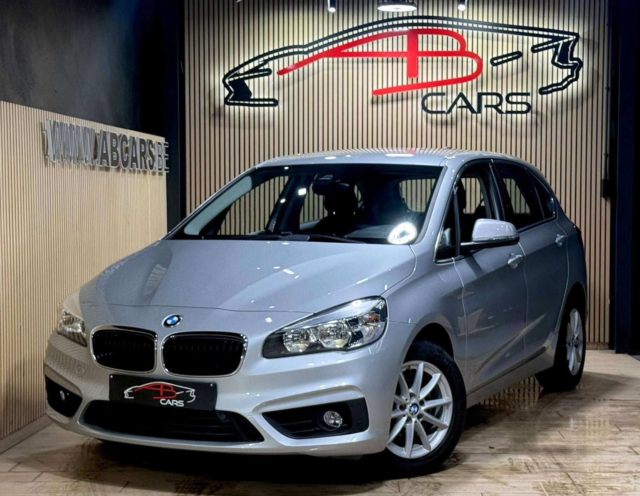 BMW 2 Serie 218 I Active Tourer * 1ER PROPRIÉTAIRE * GARANT, Auto's, 100 kW, Stof, Gebruikt, 136 pk