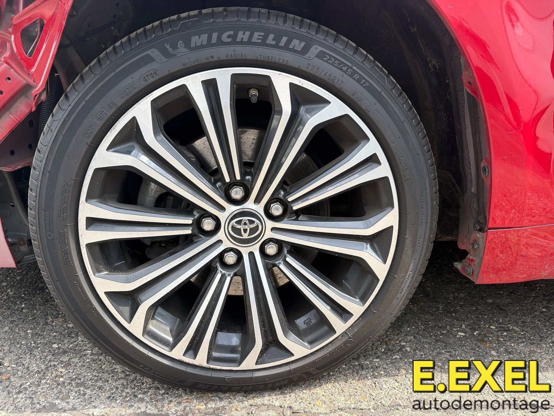 17inch Velgen set Toyota Corolla Touring (E21/EH1) vanaf 201, Pneus et Jantes, Véhicule de tourisme, Pneus été, -
