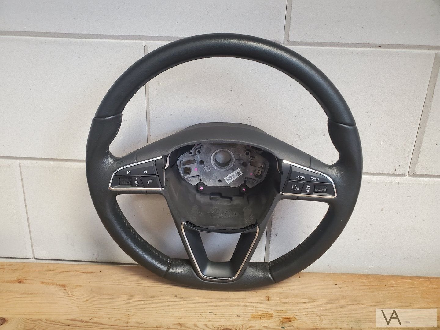 Seat Arona Ateca Leon Ibiza mooi stuur met knoppen LEER €75, Auto-onderdelen, Gebruikt, -, -, Ophalen of Verzenden