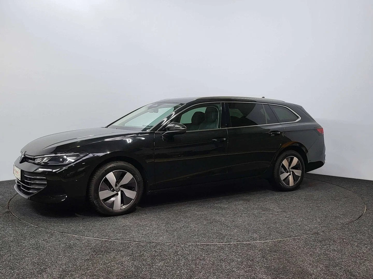 Volkswagen Passat Variant 1.5 eTSI | 2025 | 90.910 km | Led, Auto's, Automaat, 4 cilinders, Bedrijf, 5 deurs