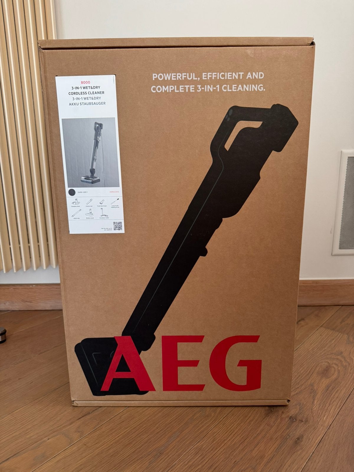 (Nieuw) AEG 8000 Steelstofzuiger - AW82U2DG, Nieuw, Ophalen of Verzenden, Reservoir, AEG
