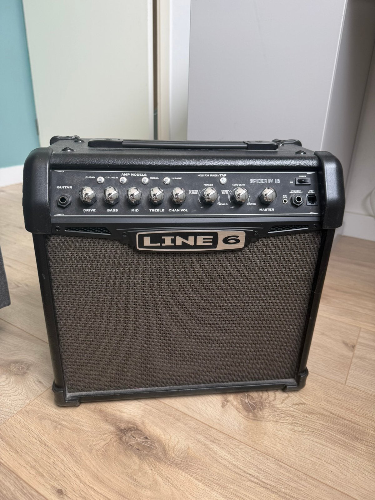 Ampli guitare Line 6 Spider IV 15, Musique & Instruments, Amplis | Basse & Guitare, Enlèvement, Comme neuf
