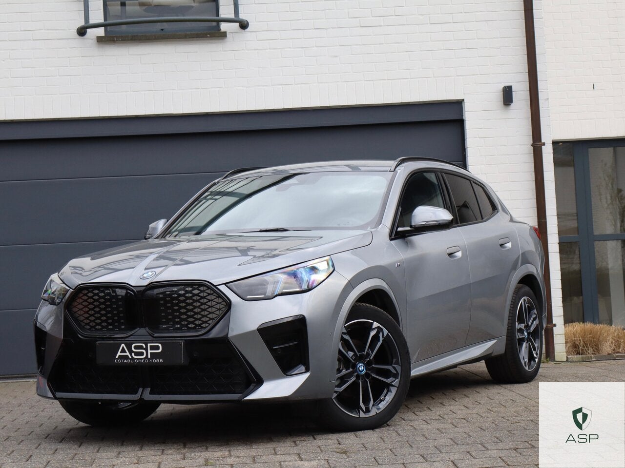 BMW iX2 20 eDrive | M sportpakket | 2024, Auto's, BMW, 0 kg, IX, 5 zetels, 5 deurs