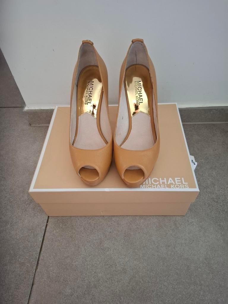 Michael Kors schoen met hak,  cognac,  maat 35.5, Kleding | Dames, Schoenen, Ophalen