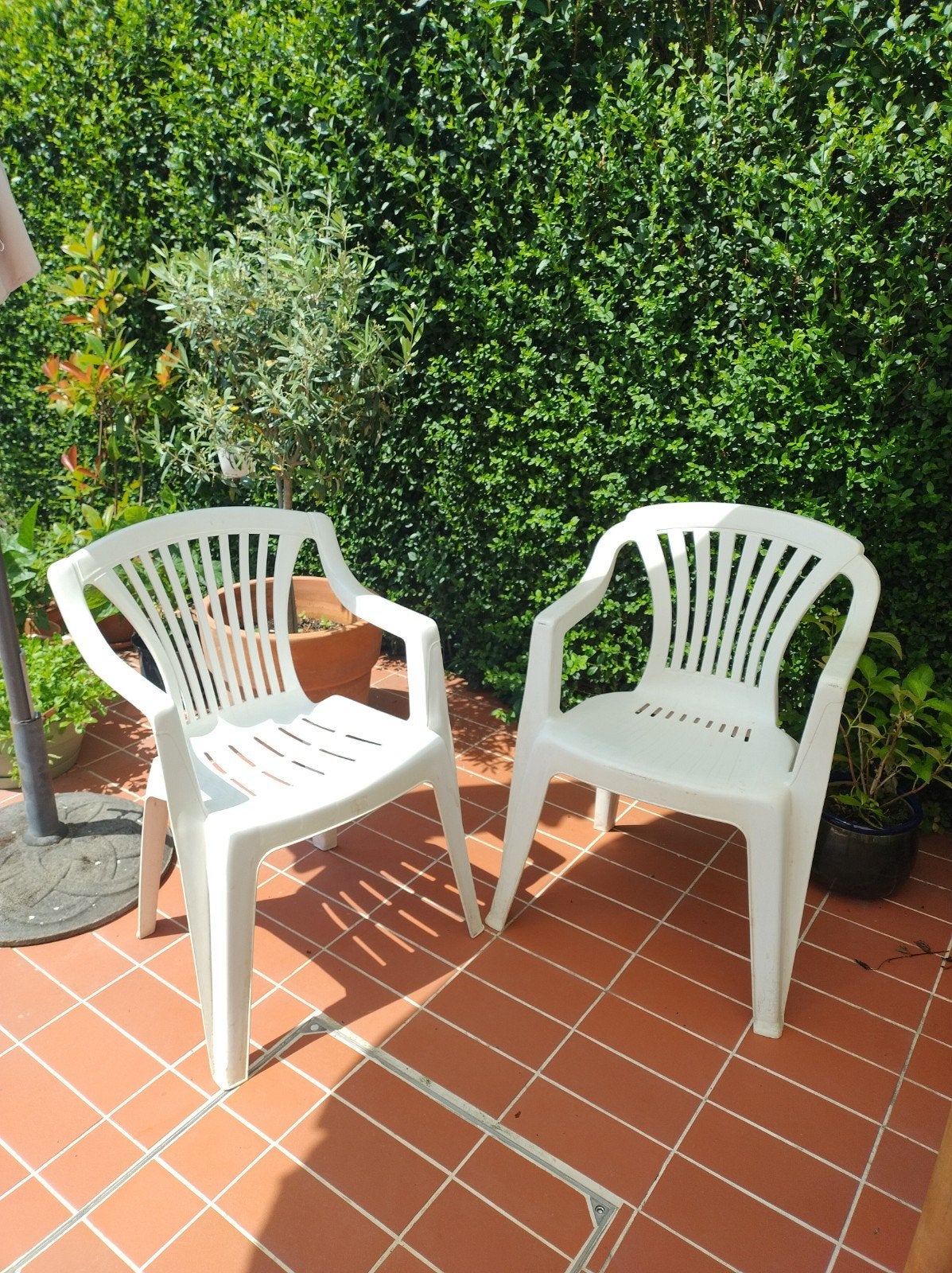 Witte tuinstoelen 7 stuks, Tuin en Terras, Tuinstoelen, Ophalen, Plastic