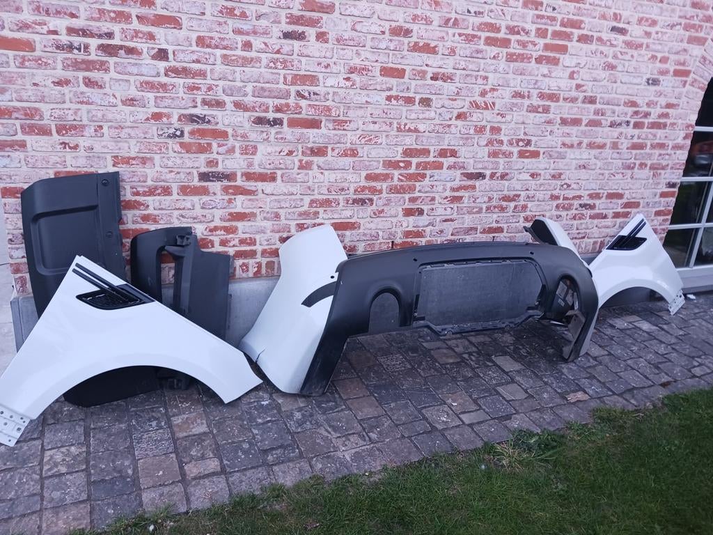 Range Rover Sport originele achterbumper en wielkassen, Ophalen, Links, Rover