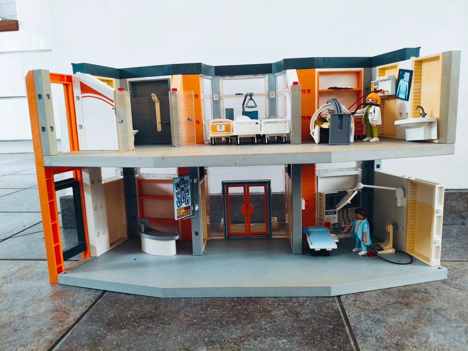 ziekenhuis Playmobil, Ophalen