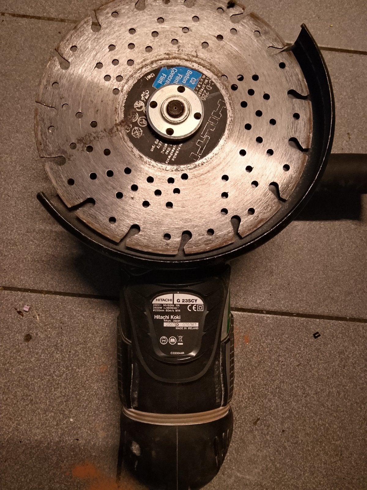 Hitachi haakse slijper (type G23SCY), Ophalen, Zo goed als nieuw, Haakse handslijpmachine