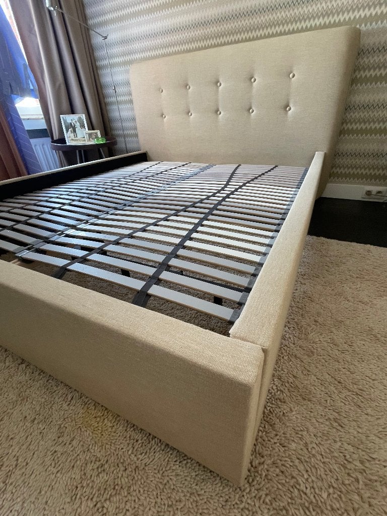 bed, Tissu, Autres couleurs, Comme neuf, Enlèvement
